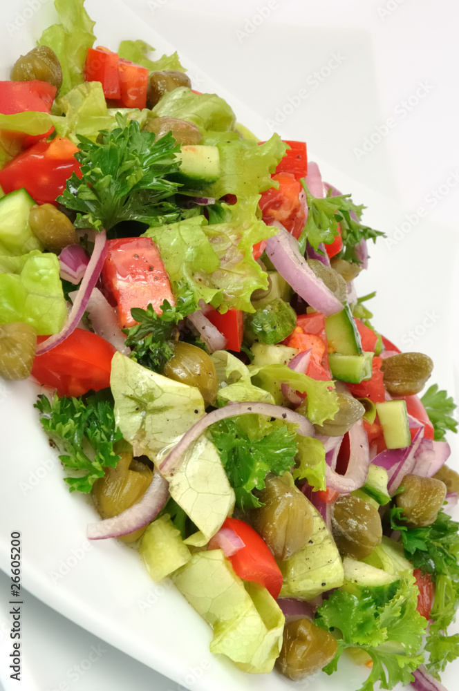 Vegetable salad with capers