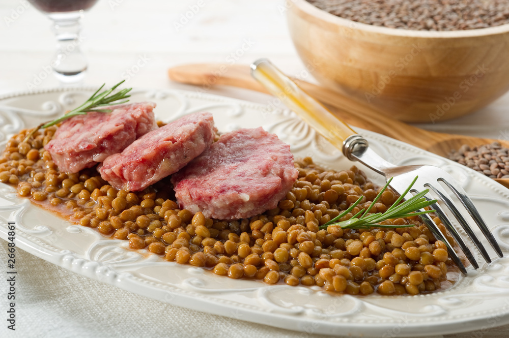 sausage with lentils-cotechino e lenticchie