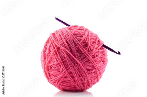 Pink yarn and crotchet hook