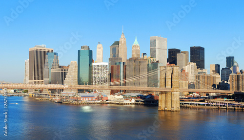 Brooklyn Bridge and New York City skyline panorama