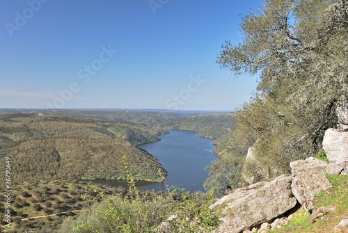 Obraz na plátně Monfrague,rio Tajo