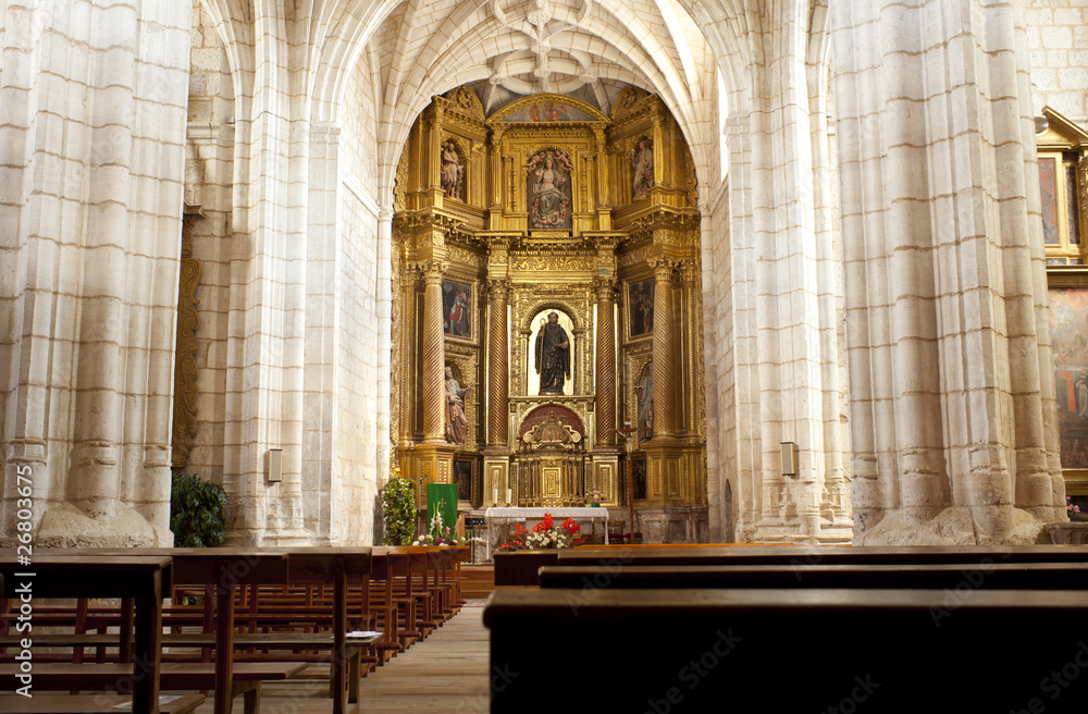 Interno della Chiesa di Santa Maria, Hornillos del Camino