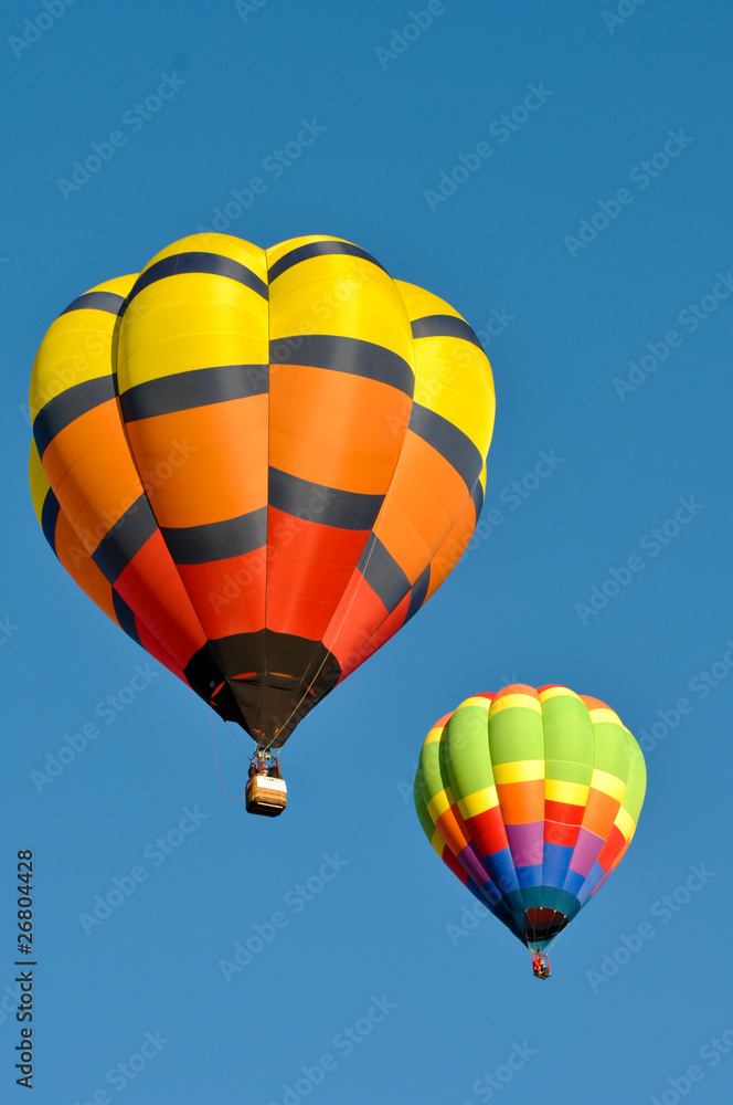 Naklejka premium Hot Air Balloon in the Blue Sky