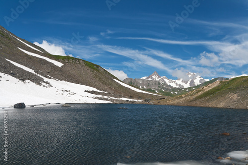 Pointe Rousse small lake - laghetto alpino