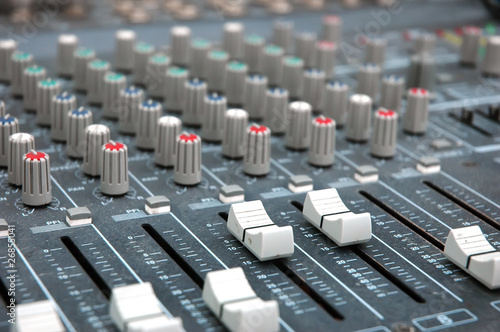 Sound mixer