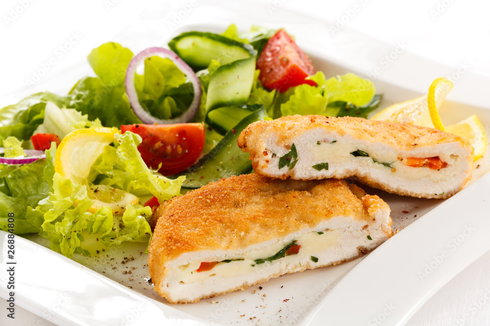 Stuffed turkey fillet and vegetable salad Stuffed turkey fillet and vegetable salad