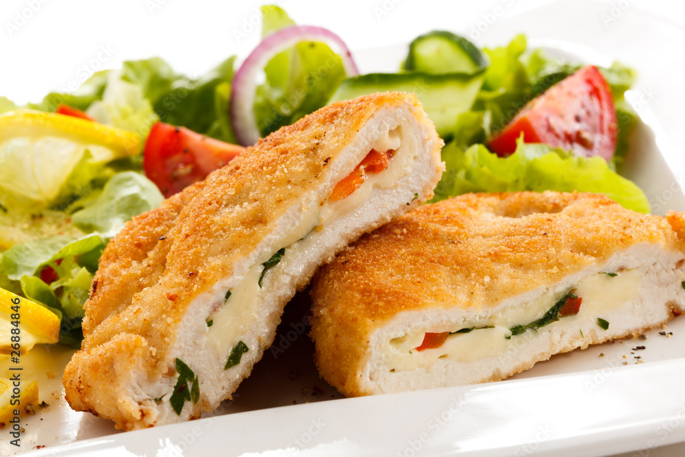 Stuffed turkey fillet and vegetable salad Stuffed turkey fillet and vegetable salad