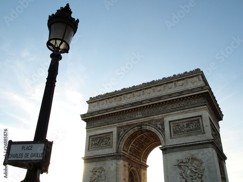 Triumphal arch with lamppost , Napoleon Bonaparte Paris France © thaifairs