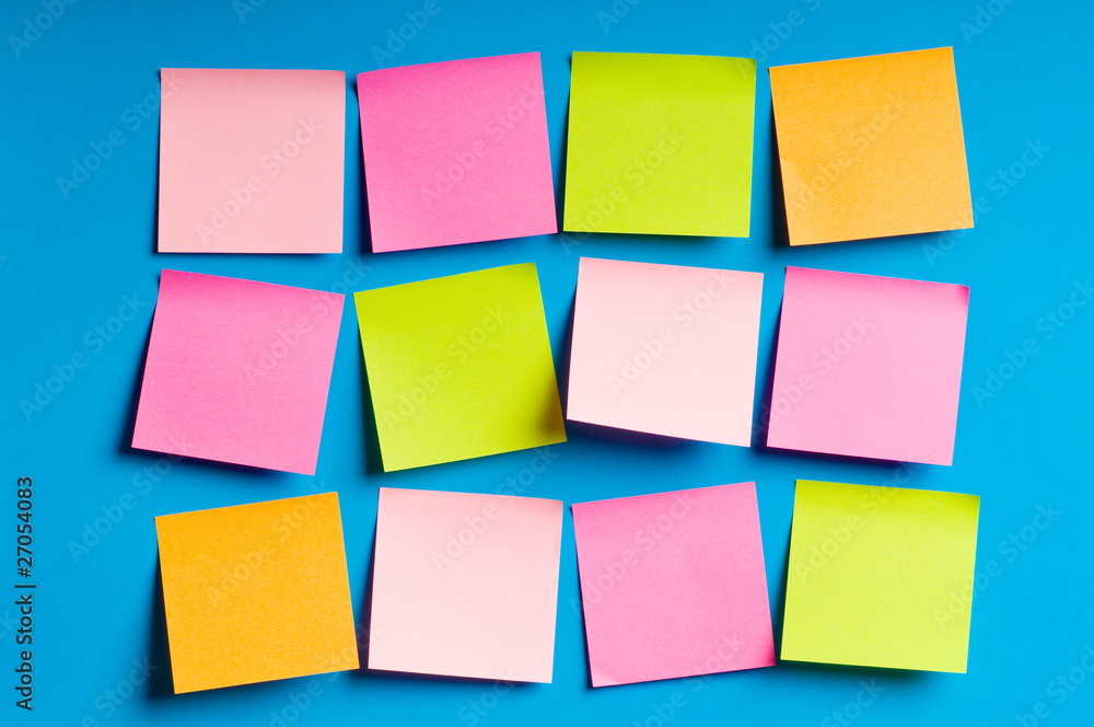 Reminder notes on the bright colorful paper Reminder notes on the bright colorful paper