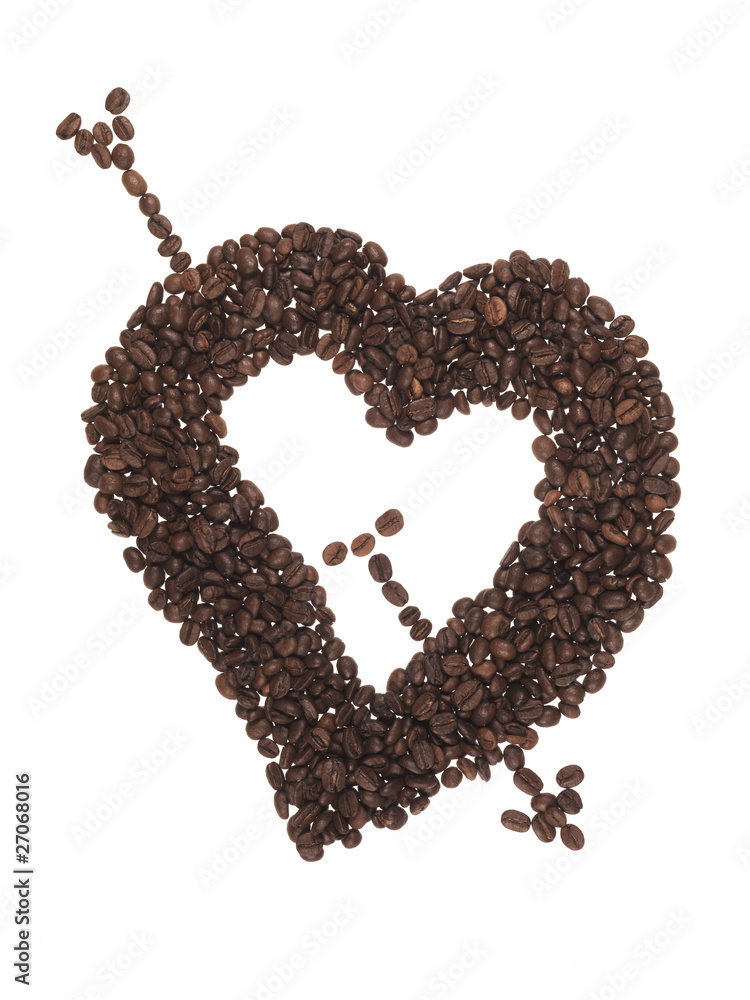 cuore trafitto fatto con i chicchi di caffe cuore trafitto fatto con i chicchi di caffe