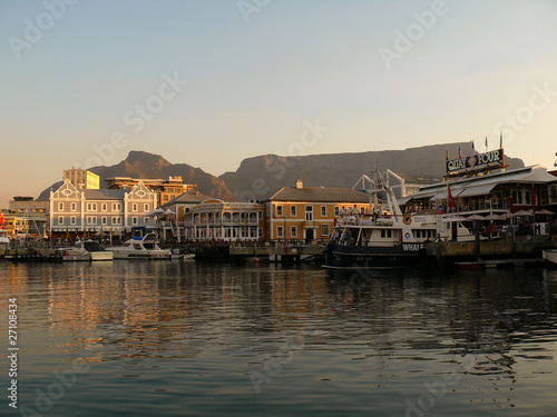 Waterfront Kapstadt in der Dämmerung © daskleineatelier