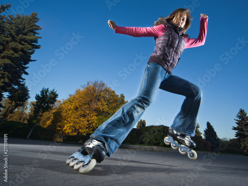 Fast rollerblading