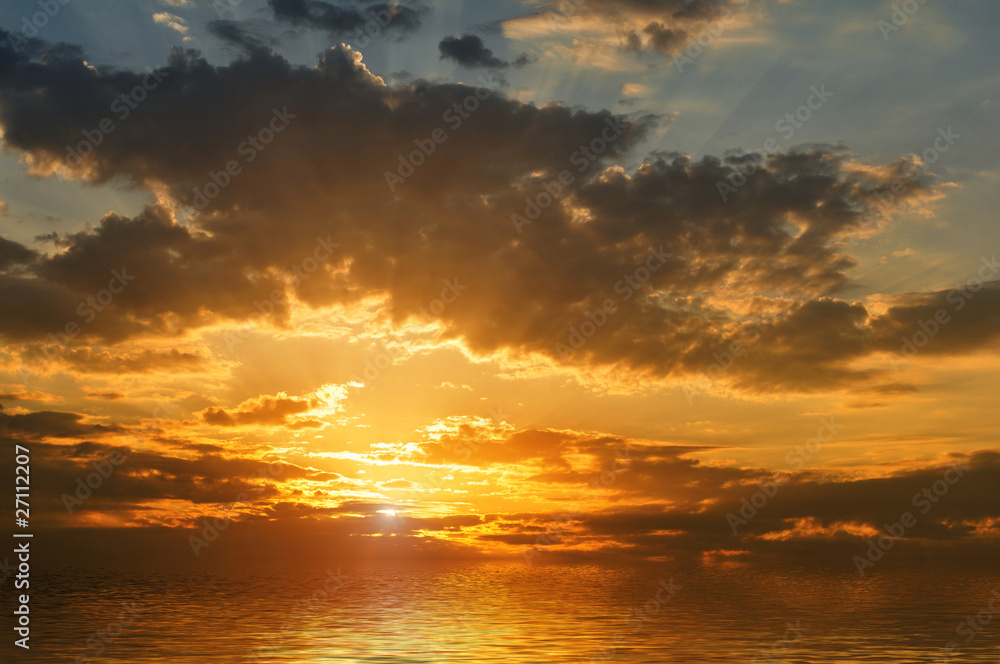 Fototapeta premium sunset in sea