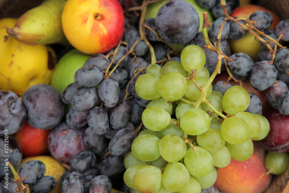Ripe apples and bunch of grapes Ripe apples and bunch of grapes