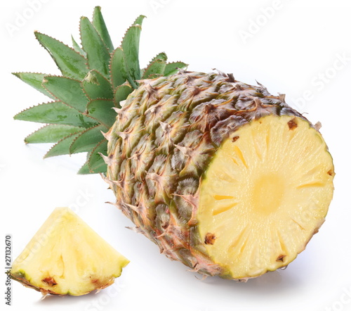 Cut pineapple.