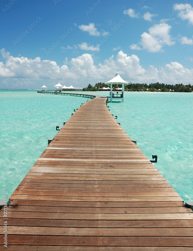 Fototapeta premium Przejście na tropikalną wyspę