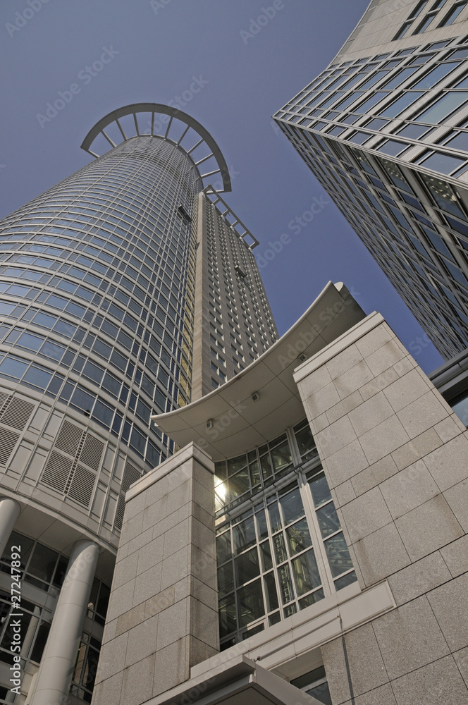 Obraz premium Hochhaus in Frankfurt