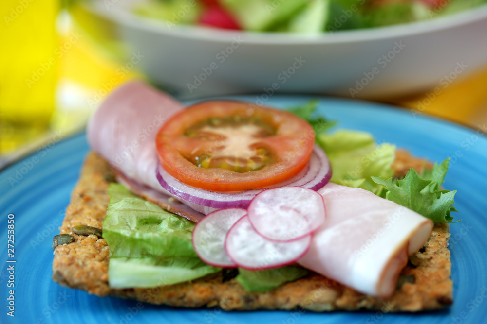 Ham on Wholegrain Crispbread