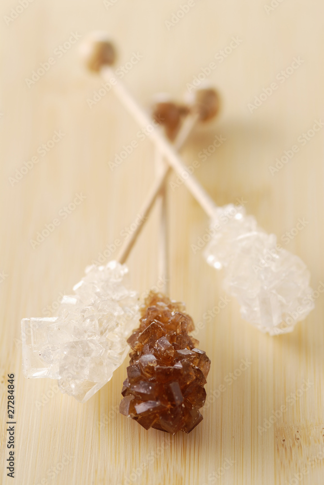 sucette de sucre candi en gros cristaux Stock Photo