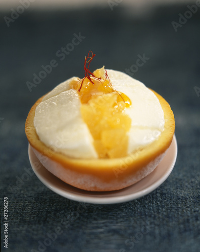 Soufflé à l'orange glacée et gélatine de safran photo