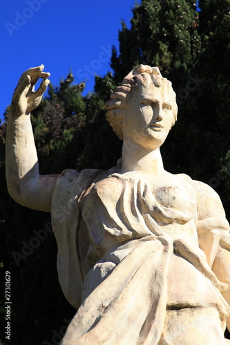 statua Villa Garzoni3