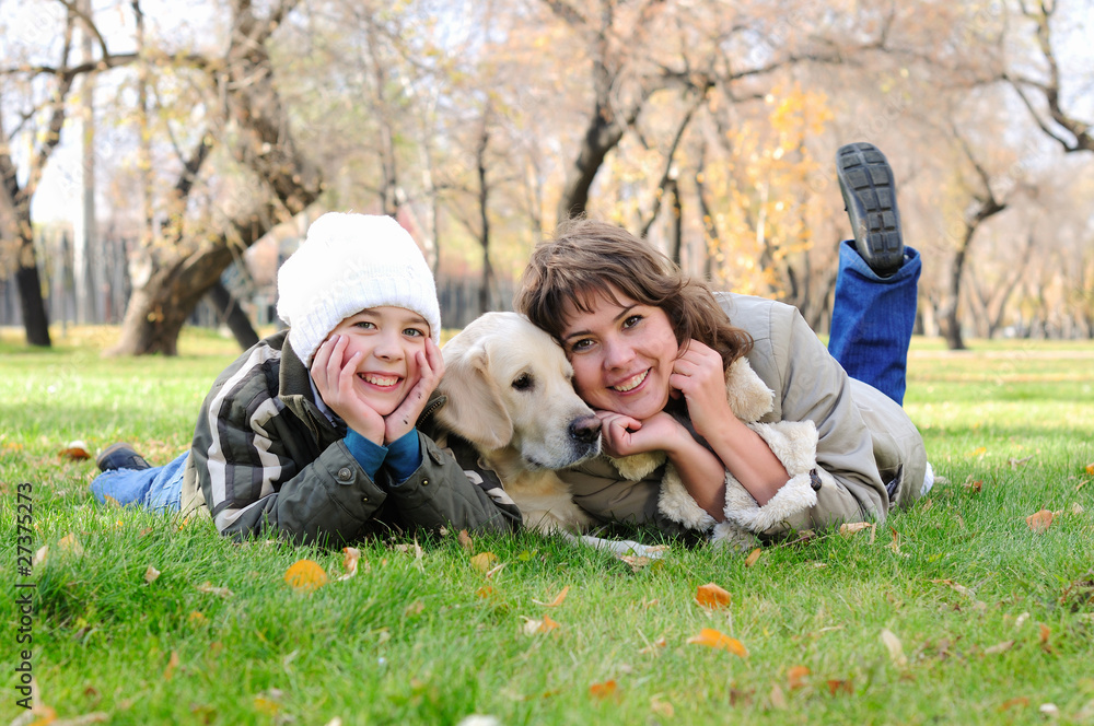 Obraz premium Mother and son together having fun