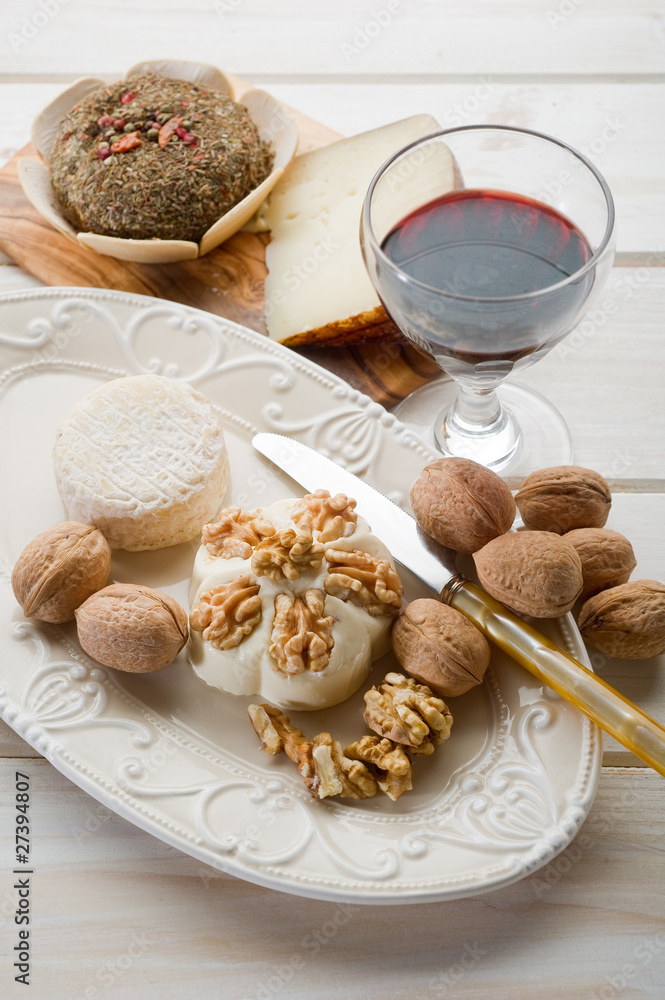 nuts cheese-formaggio alle noci nuts cheese-formaggio alle noci