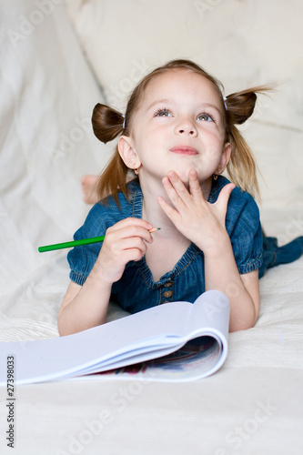 Wallpaper Mural Little girl painting. Torontodigital.ca
