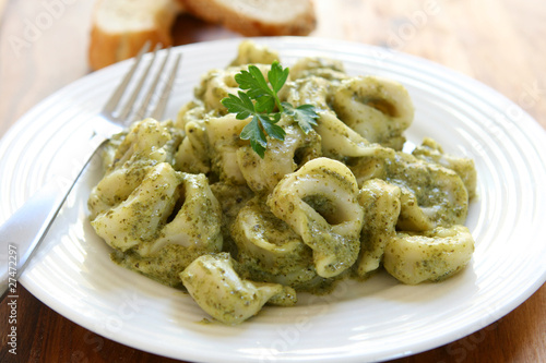 Pesto Tortellini