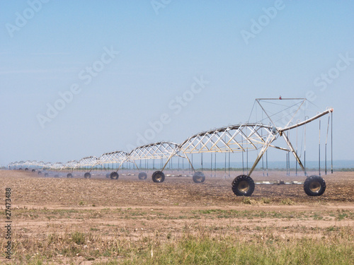 Spray irrigation © Yio