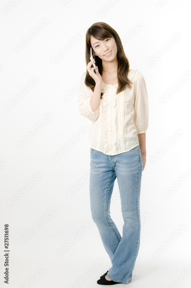 電話する女性 電話する女性