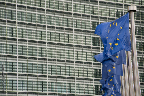 Drapeaux européen de la commission européenne à Bruxelles photo