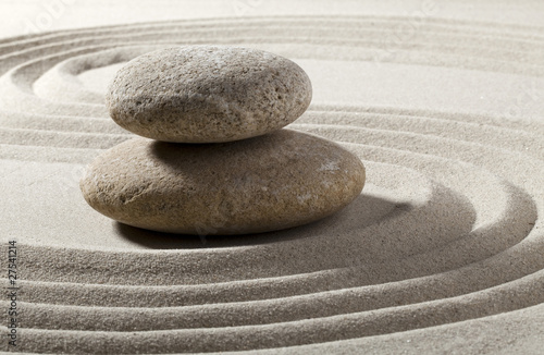 pierres et sable zen japonais