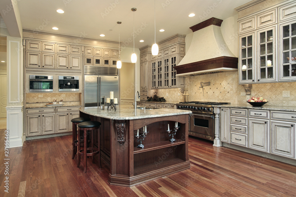Kitchen with rectangular island Kitchen with rectangular island