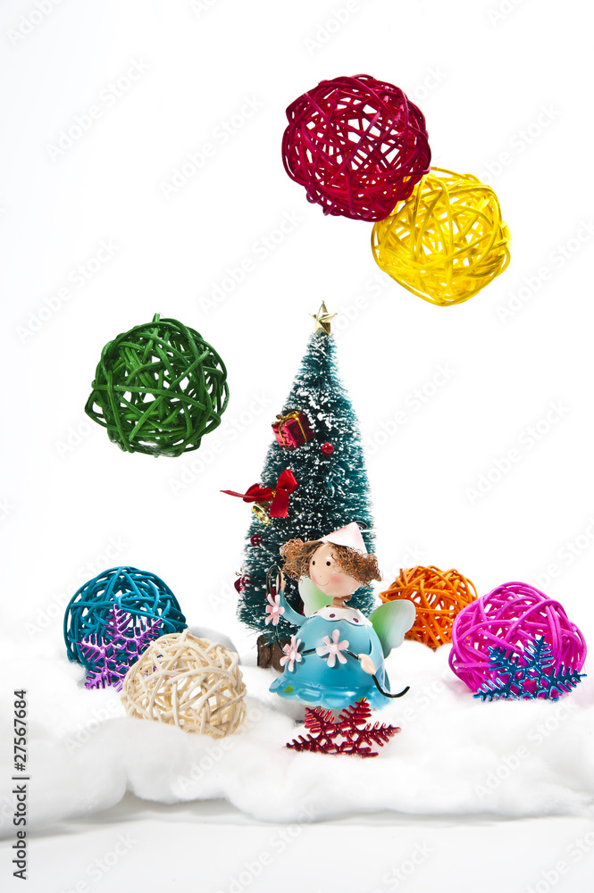 Colorful snow weave ball