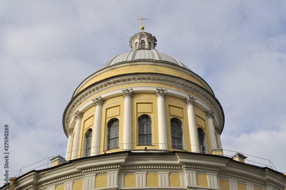 Dome of a cathedral of Troitsy Zhivonachalnoj