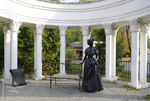 Fotografi pillar garden-hous  in park. Chelyabinsk.Russia.
