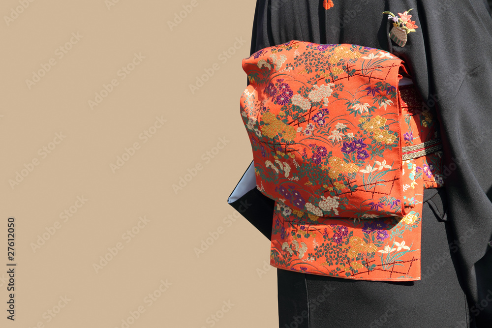 Woman in kimono awaits ceremony with copy space