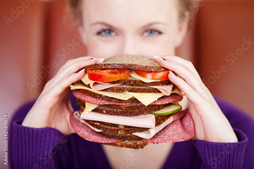 frau mit heißhunger