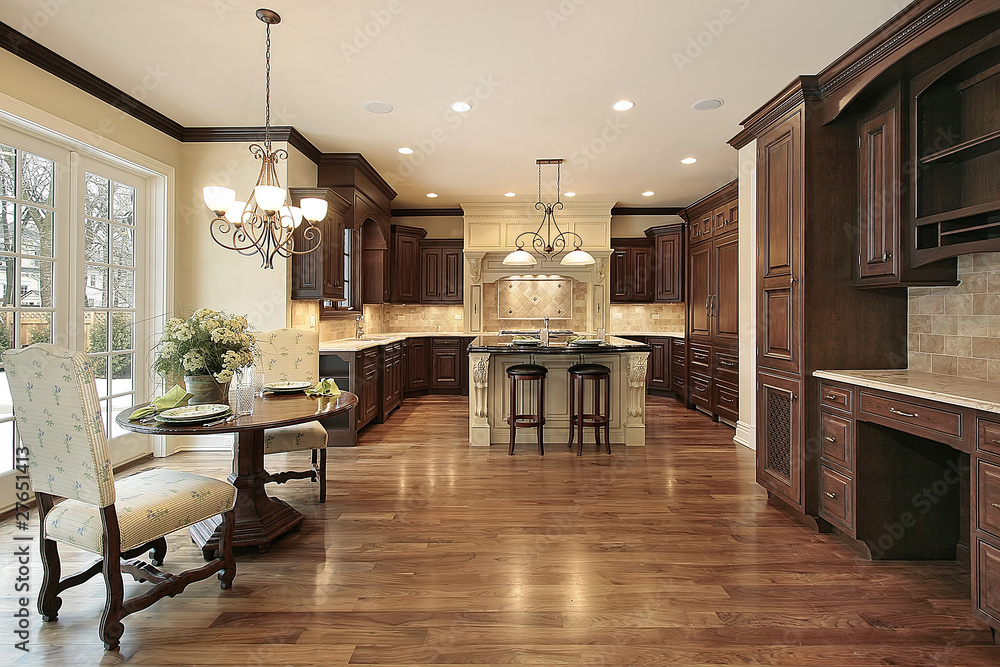 Luxury kitchen with eating area