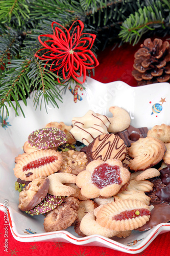 Weihnachtsteller mit Keksen