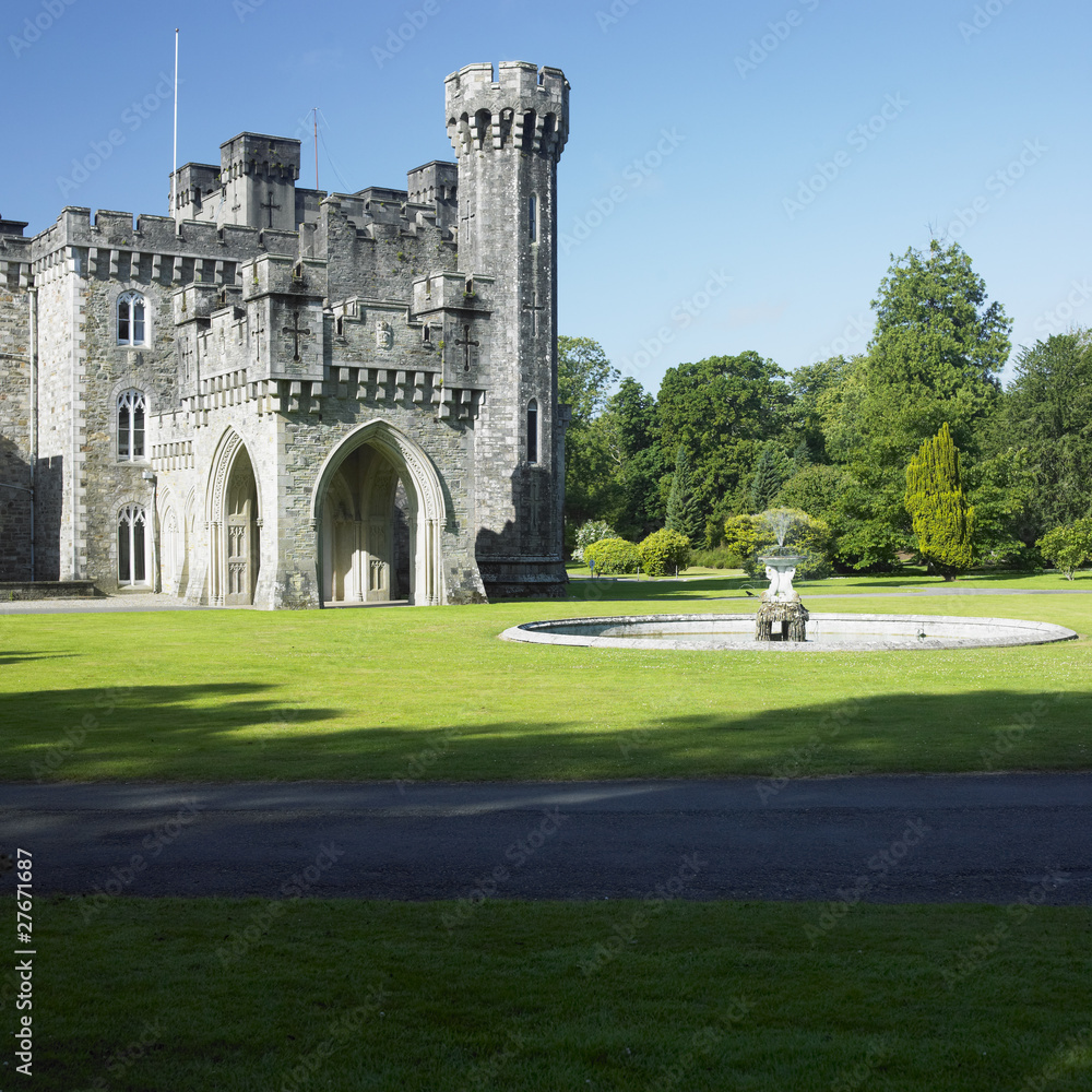 Fototapeta premium Johnstown Castle, County Wexford, Ireland