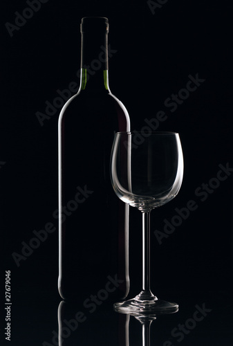 bottiglia e bicchiere
