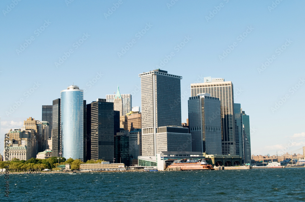 Fototapeta premium New York city panorama with tall skyscrapers