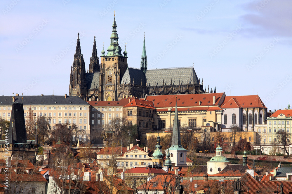 Obraz premium View on the Prague gothic Castle, Czech Republic