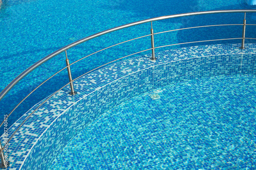 Pool detail