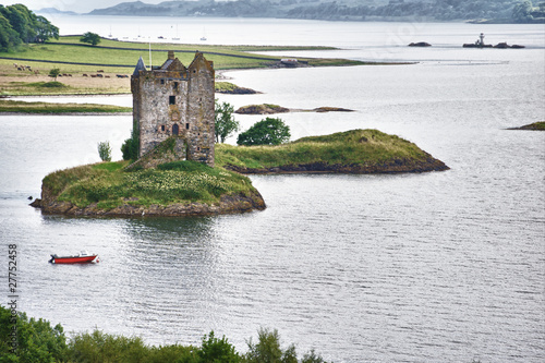 Canvas Print castle in scotland
