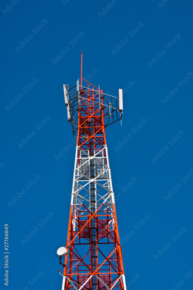 Mobile phone communication repeater antenna tower Mobile phone communication repeater antenna tower