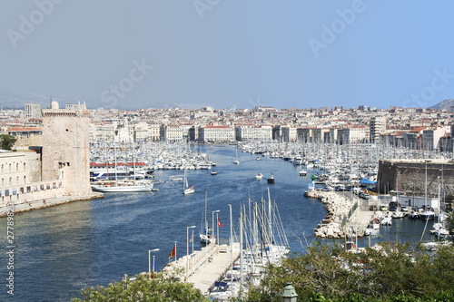 Fototapeta Naklejka Na Ścianę i Meble -  Marseille - Vieux port