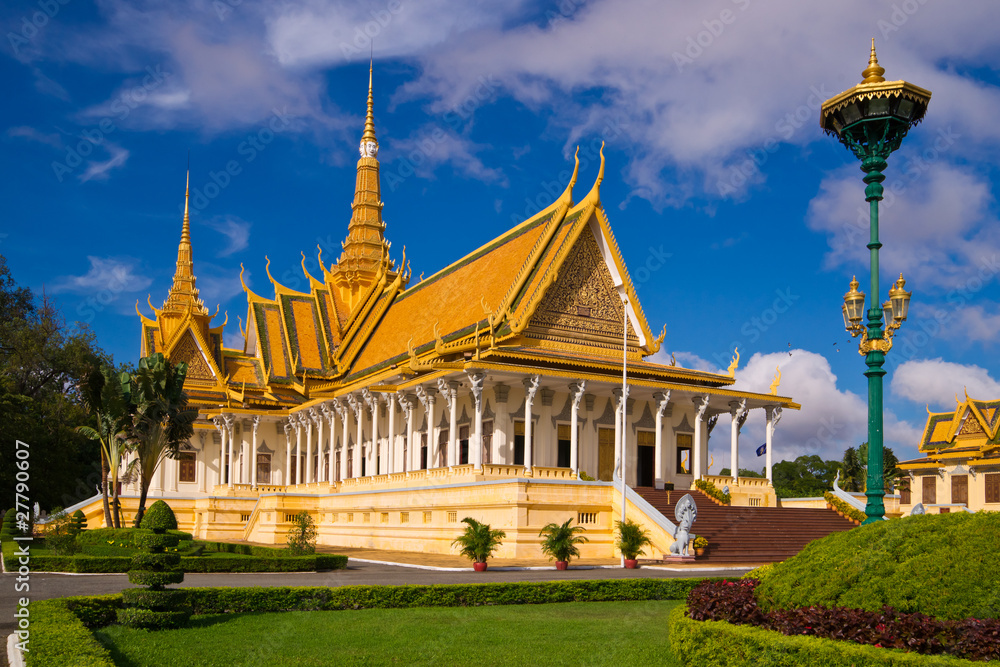 Obraz premium The Royal Palace in Phnom Penh